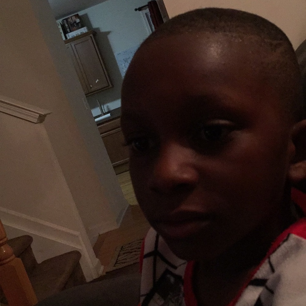 Meet your Posher, Adeola